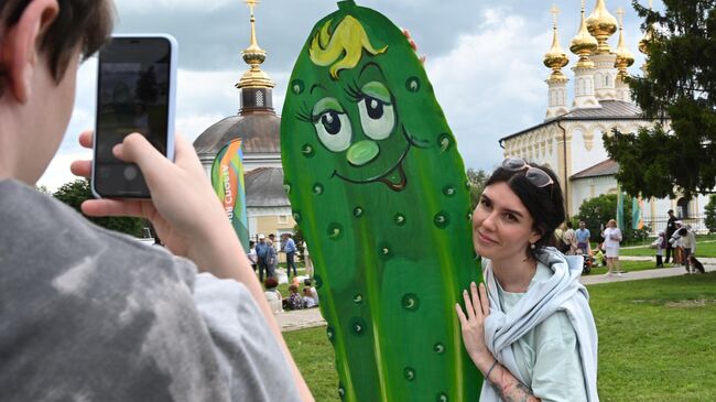 Праздник-фестиваль День огурца в Суздале Праздник-фестиваль День огурца в Суздале