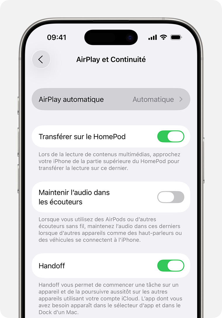 Capture d’écran des réglages AirPlay et Continuité d’un iPhone, montrant l’option « Automatique » sélectionnée pour le réglage AirPlay automatique.