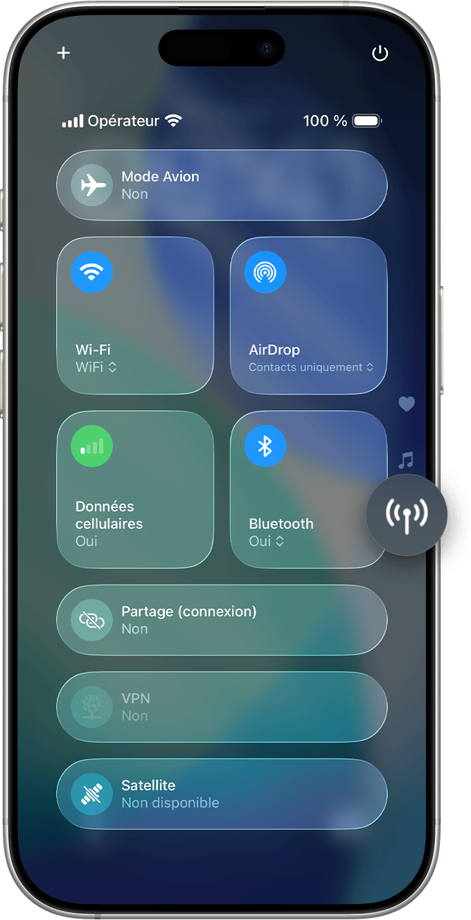 Centre de contrôle sur iPhone avec le bouton de connectivité agrandi sur le côté droit de l’écran. Le bouton Satellite à la fin de la liste.