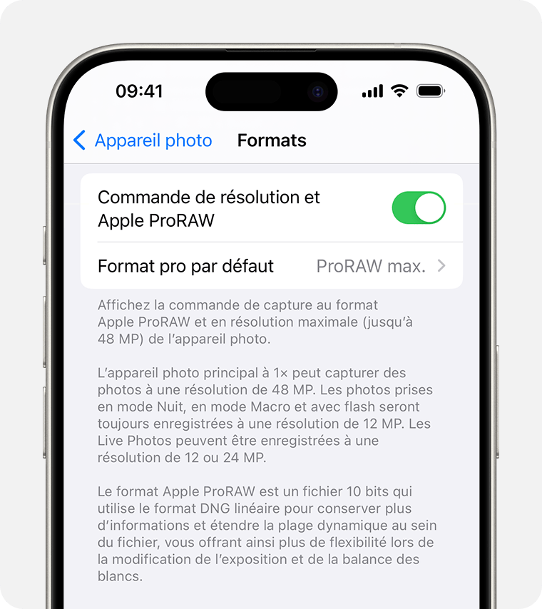 Dans iOS 17, vous pouvez définir la résolution ProRAW sur 12 MP ou 48 MP.