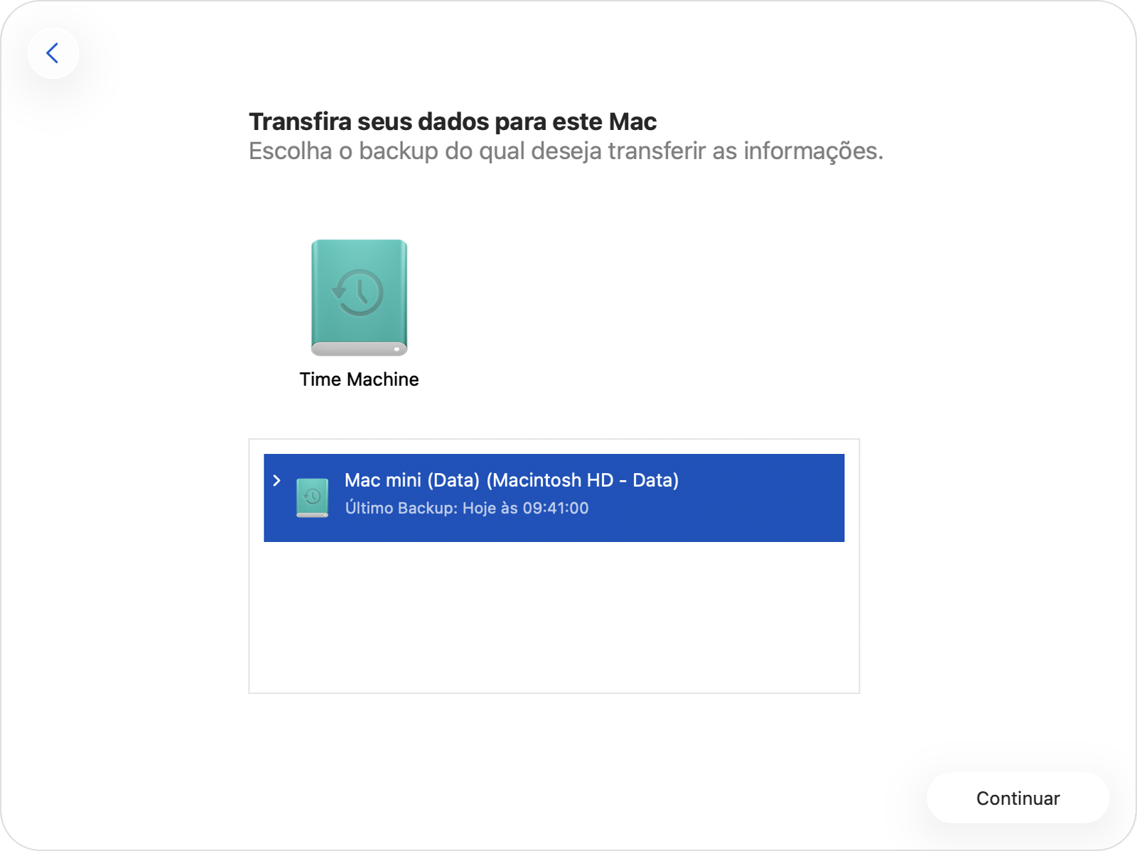 Assistente de Migração mostrando os backups de um Mac no disco do Time Machine selecionado.
