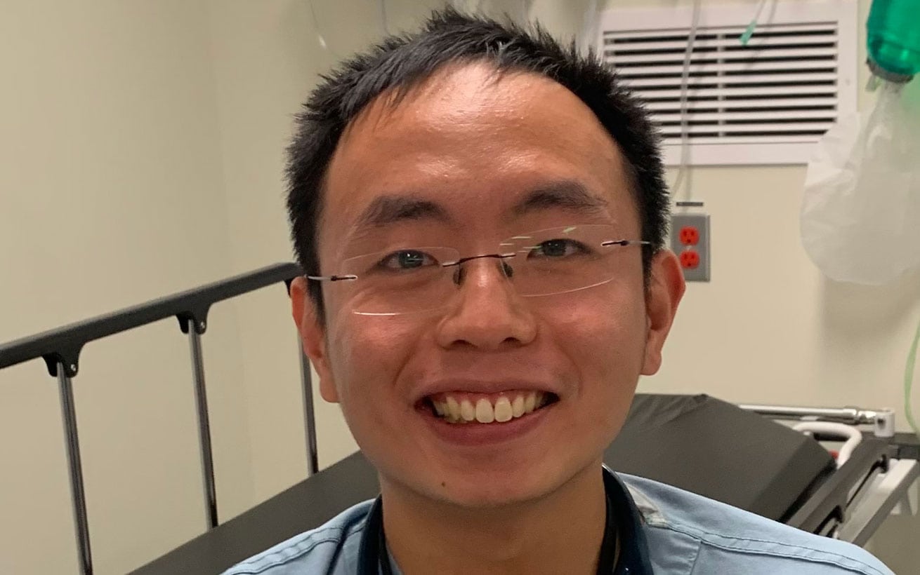headshot of Jonathan Ding