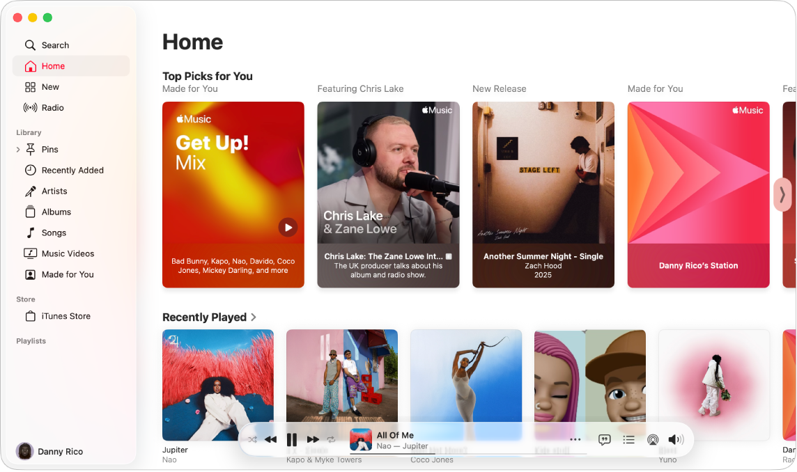 Rakenduse Music aknas kuvatakse Home-kuva. Küljeriba valikutega Home, New ja Radio on vasakul. Paremal on Home-kuvas jaotised Top Picks for You ja Recently Played.