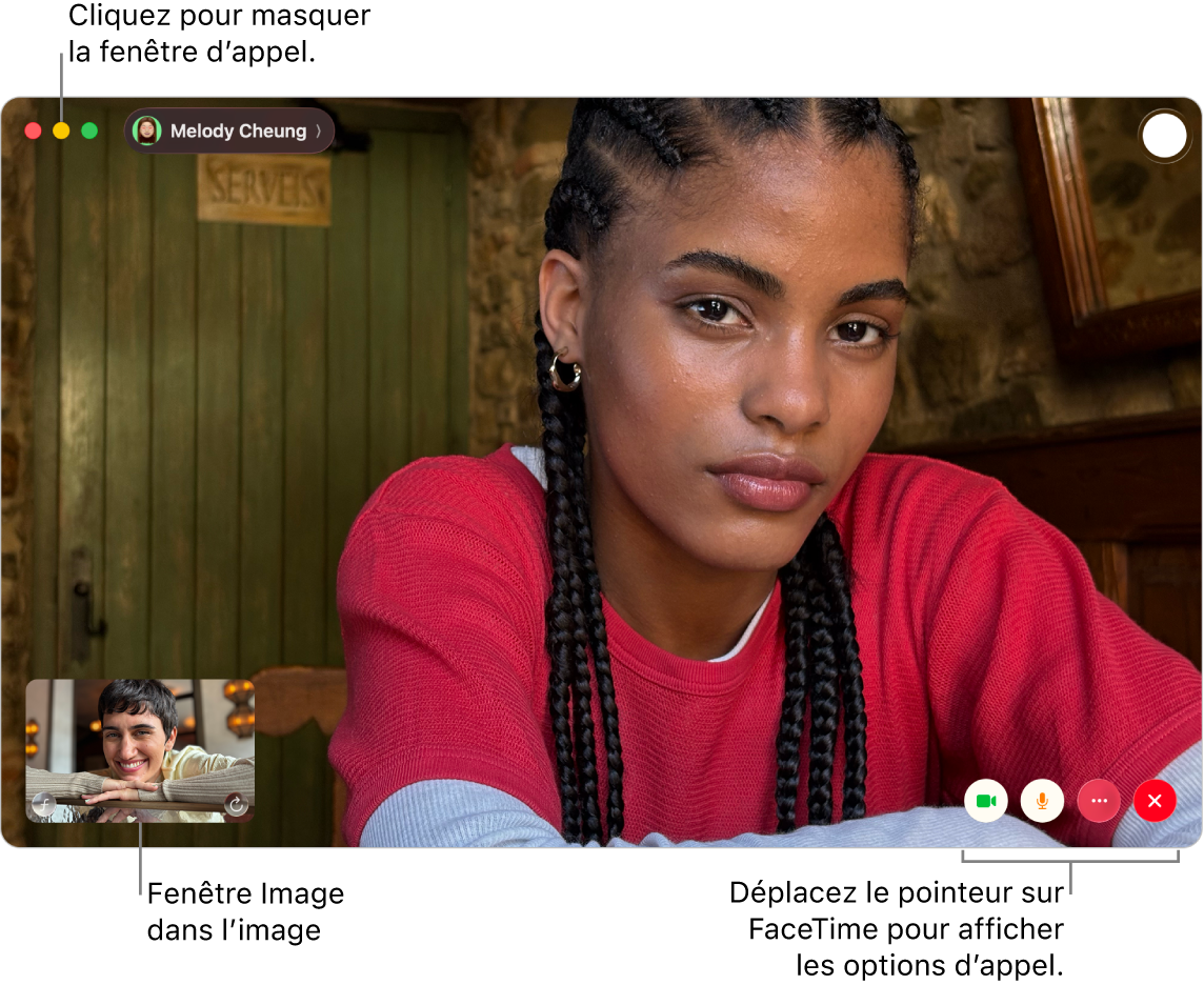 Placez le pointeur sur la fenêtre FaceTime pour afficher les boutons « Barre latérale », Caméra, « Couper le micro », « Partage de lʼécran », Raccrocher et « Live Photo ». Cliquez sur le bouton du milieu situé dans le coin supérieur gauche pour masquer la fenêtre d’appel. La fenêtre d’image dans l’image apparaît dans le coin inférieur gauche.