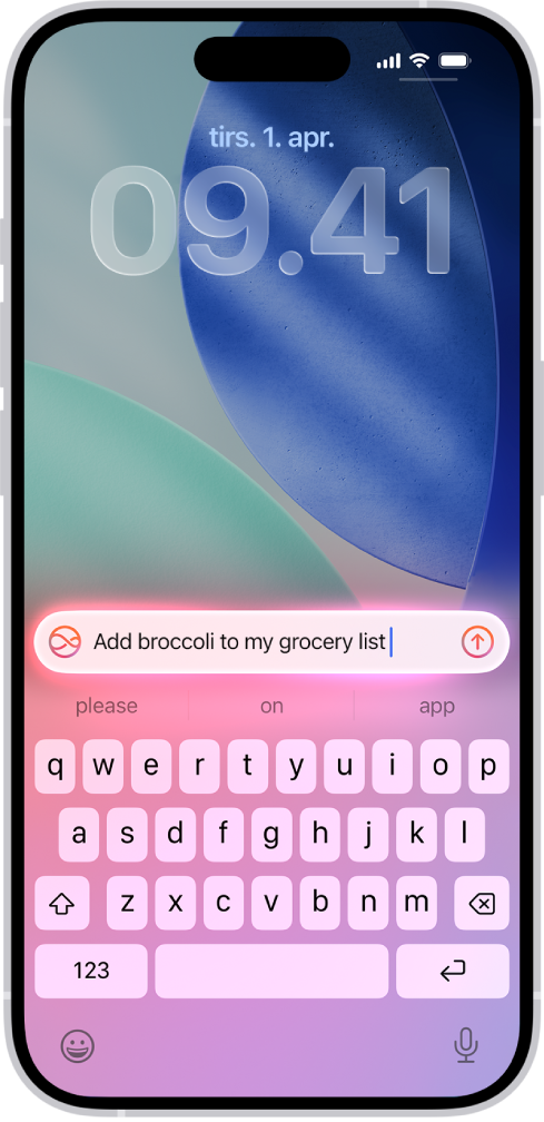 En iPhone viser tastaturet på låseskærmen. En anmodning til Siri vises øverst på tastaturet.