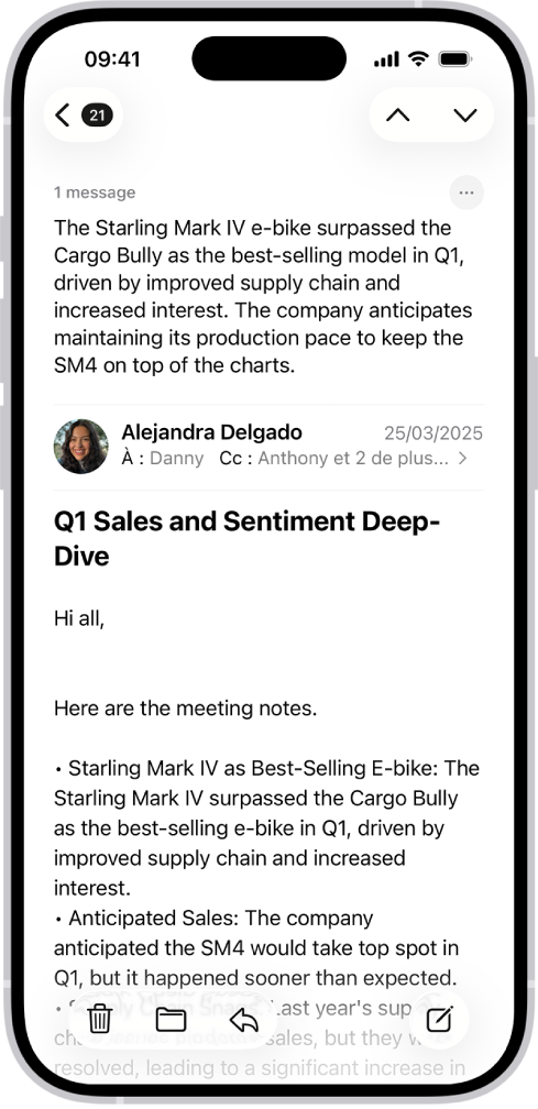 L’écran d’un iPhone avec un e-mail. Un résumé de l’e-mail apparaît en haut de l’écran.