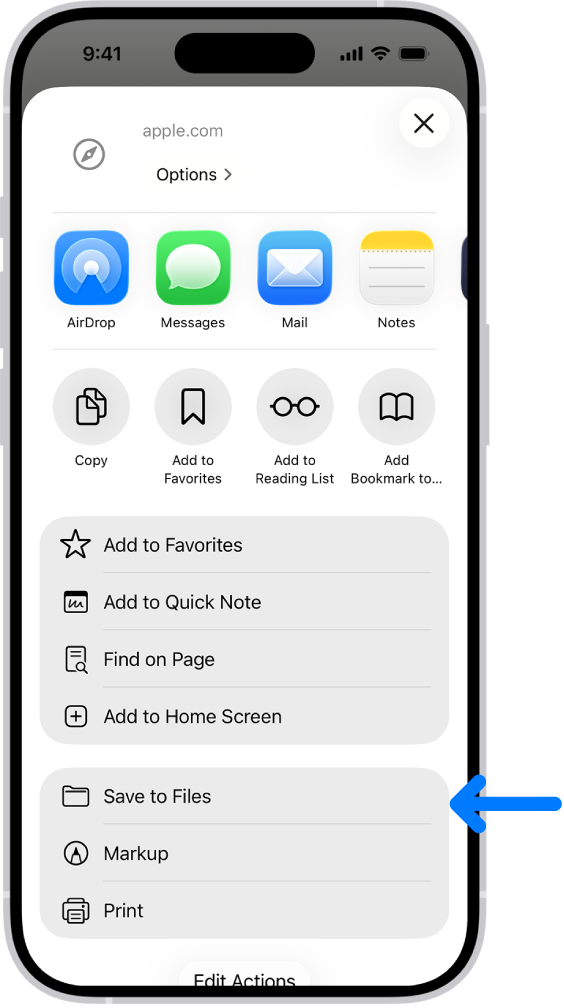 在 Safari 中,點一下 PDF 上的「共享」按鈕,選項列表出現,其中包括螢幕底部附近的「儲存至『檔案』」。