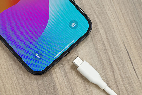 USB-C搭載でケーブルを統一できる