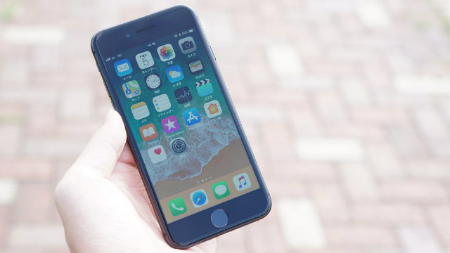 iPhone 8