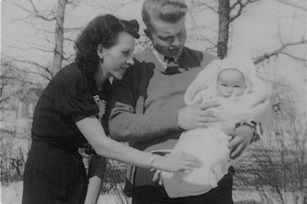 faded_family_photos-before faded_family_photos-before