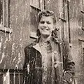 woman-in-jacket-damaged-photo-Example.webp woman-in-jacket-damaged-photo-Example.webp