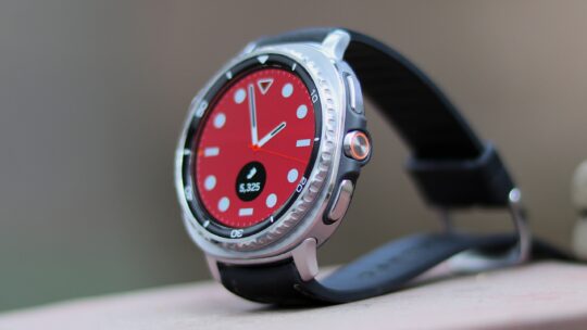 Samsung USA drops Galaxy Watch prices by up to $100 with no trade-in